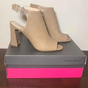 Vince Camuto Taupe heels